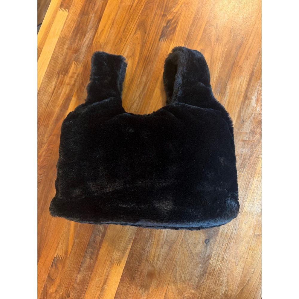 Design Lab Black Faux Fur Tote Bag Fuzzy Plush Handbag Magnetic Closure RN123455